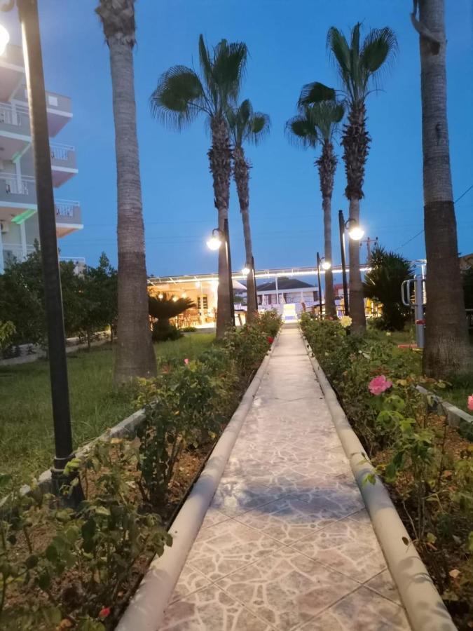 Side Oezguerhan Hotel Exterior foto